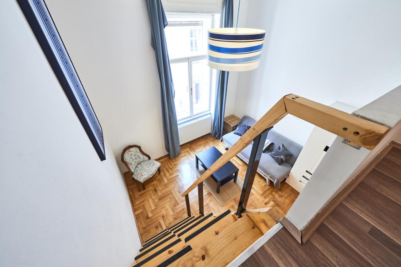 Large Apartment For Groups City Center Dist. VII 布达佩斯 外观 照片