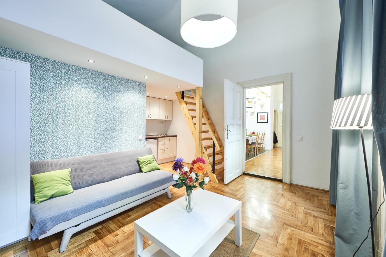 Large Apartment For Groups City Center Dist. VII 布达佩斯 外观 照片