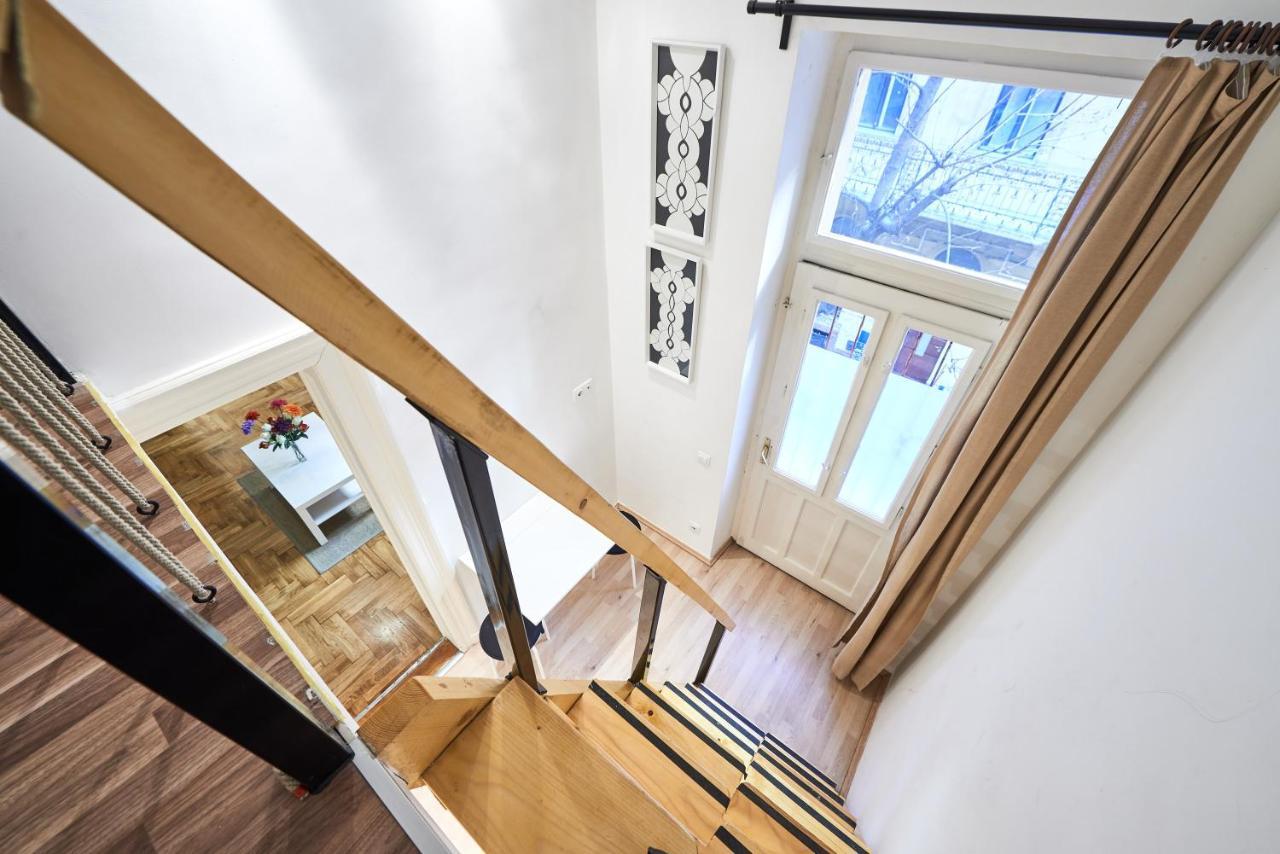 Large Apartment For Groups City Center Dist. VII 布达佩斯 外观 照片