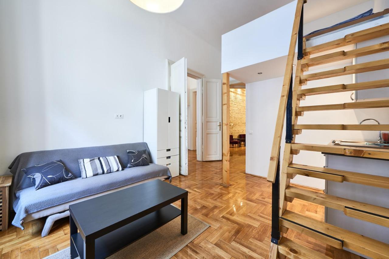 Large Apartment For Groups City Center Dist. VII 布达佩斯 外观 照片