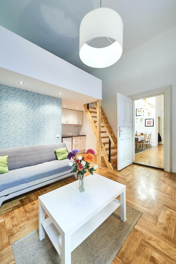 Large Apartment For Groups City Center Dist. VII 布达佩斯 外观 照片