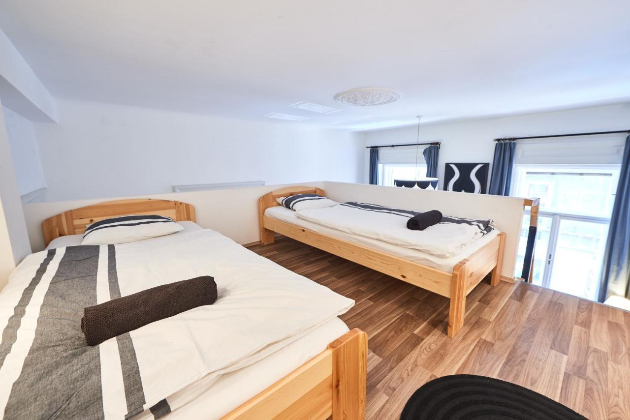 Large Apartment For Groups City Center Dist. VII 布达佩斯 外观 照片